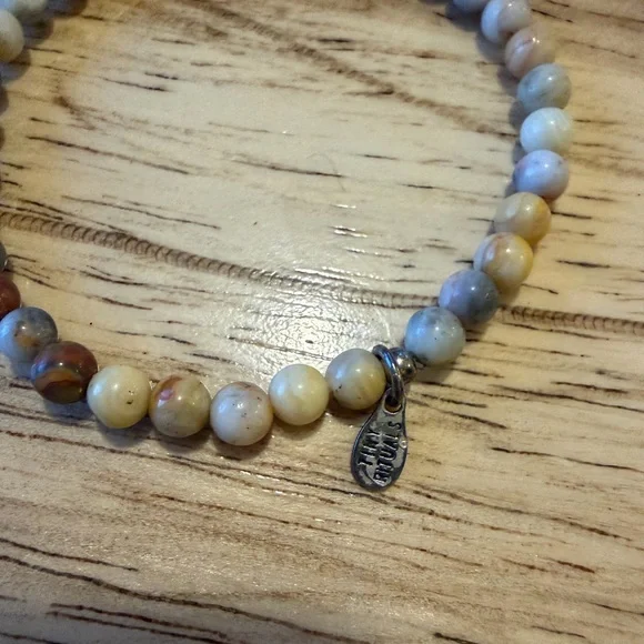 💎Bamboo leaf Energy Tiny Rituals stones bracelet beige neutrals colors - Picture 4 of 5